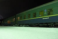 Un train des Chemins de fer de Russie sur le tronçon komi de la ligne Belkomour (Mikoun)