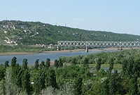 Pont de chemin de fer à Rybnitsa, Transnistrie