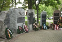 Mémoriaux aux Juifs allemands et autrichiens déportés à Minsk, site du ghetto de Minsk