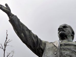 Statue de Lénine.